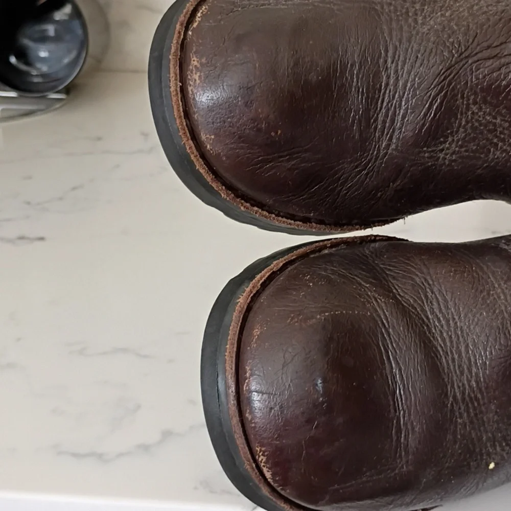 UGG LEATHER AND SUEDE BOOTS FOR KIDS